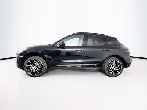 New 2026 Porsche Macan image 2