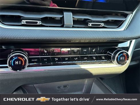 New 2026 Chevrolet Equinox LT w/ Convenience Package II image 19