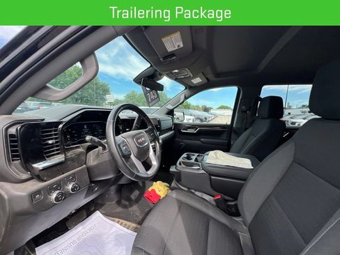Used 2023 GMC Sierra 1500 SLE AWD/4WD image 11