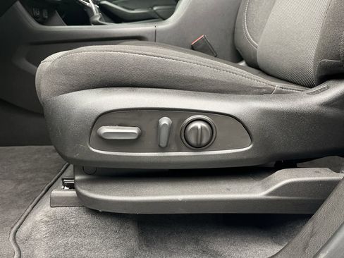 Certified 2023 Chevrolet Traverse LT w/ Midnight/Sport Edition image 10