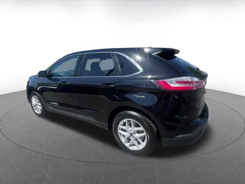 Used 2024 Ford Edge SEL image 10