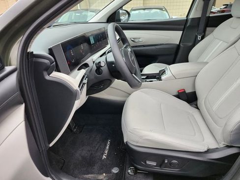 Used 2026 Hyundai Tucson SEL AWD/4WD image 17