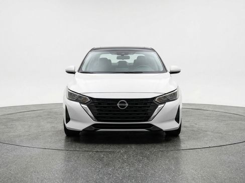 Used 2025 Nissan Sentra SV FWD image 1