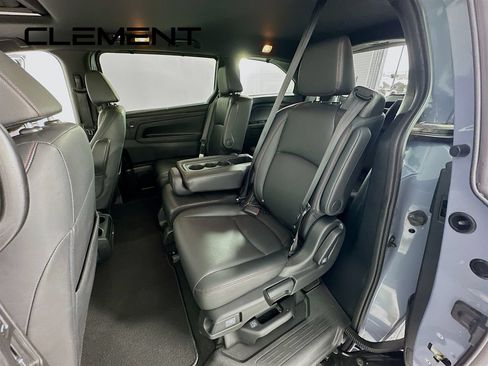 Used 2023 Honda Odyssey Sport image 31