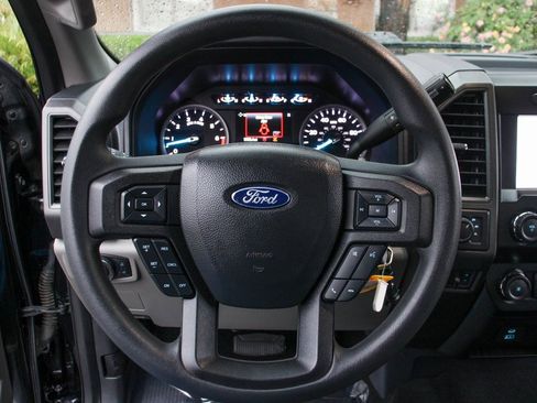 Used 2022 Ford F250 XL w/ STX Appearance Package image 19