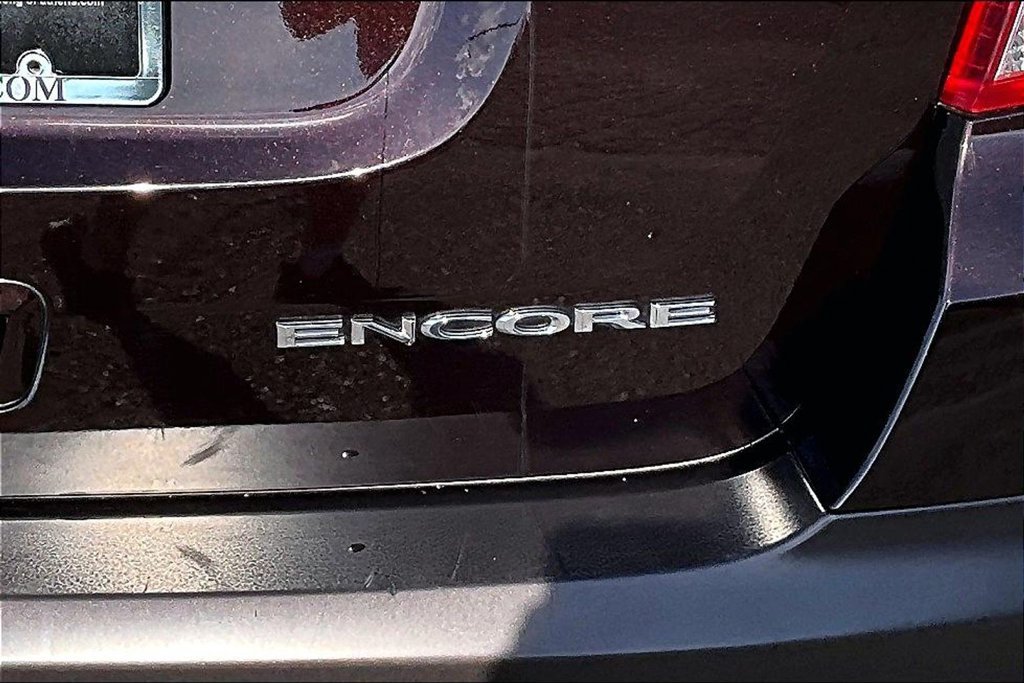 Used 2015 Buick Encore Leather FWD image 8
