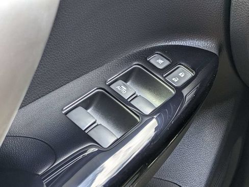 New 2026 Mitsubishi Eclipse Cross LE AWD/4WD image 20
