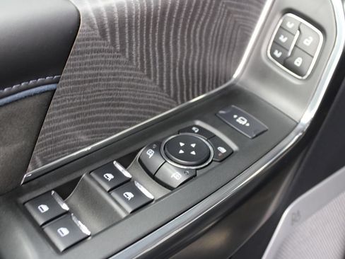 Used 2025 Ford F450 Platinum AWD/4WD image 77