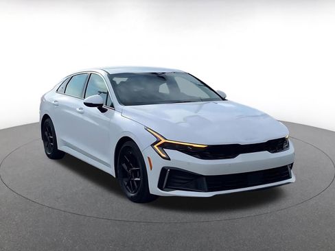 Used 2025 Kia K5 LXS image 3