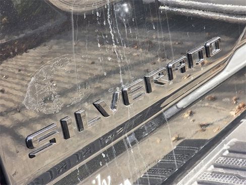 Used 2025 Chevrolet Silverado 2500 LTZ w/ Trail Boss Package image 7