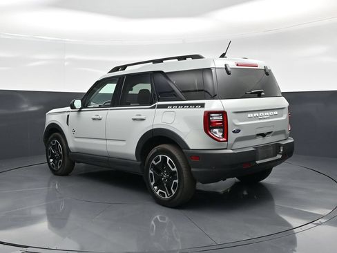 Used 2023 Ford Bronco Sport Outer Banks w/ Tech Package AWD/4WD image 6