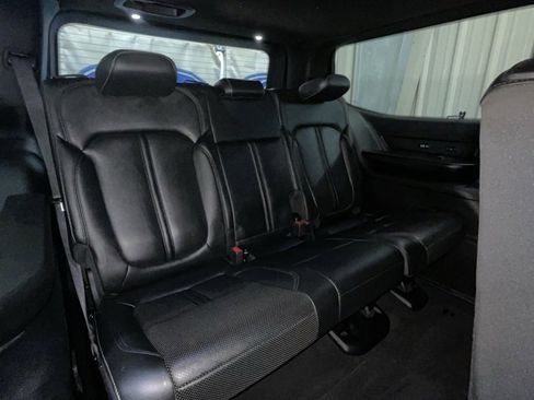 Used 2022 Jeep Wagoneer Series III image 13