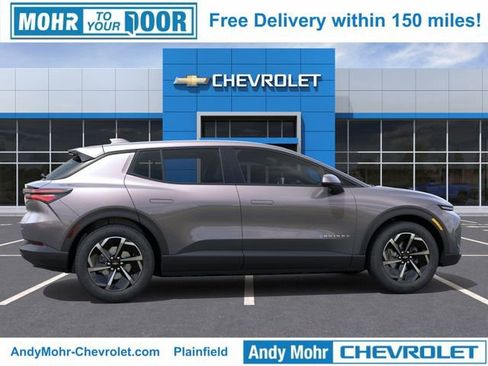 New 2026 Chevrolet Equinox EV LT image 5