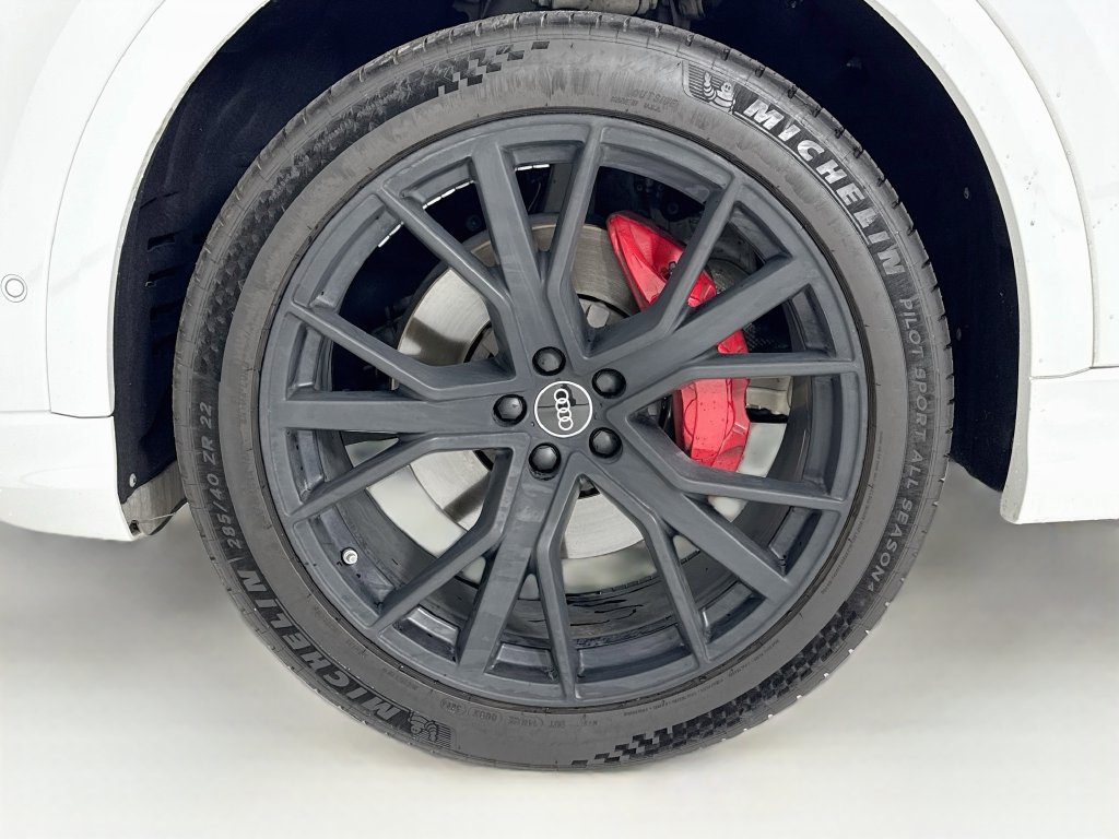 Used 2022 Audi Q8 Premium Plus AWD/4WD image 11