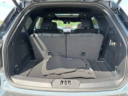 Used 2025 Ford Explorer ST w/ Sun And Sound Package AWD/4WD image 8