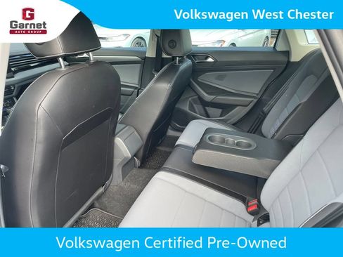 Used 2026 Volkswagen Jetta SE w/ Black Wheel Package FWD image 13
