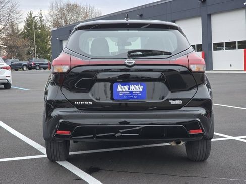 Used 2024 Nissan Kicks S image 13