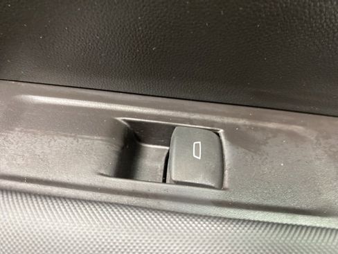 Certified 2025 Chevrolet Colorado Z71 w/ Technology Package image 21