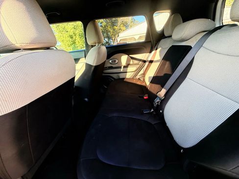 Used 2017 Kia Soul image 10