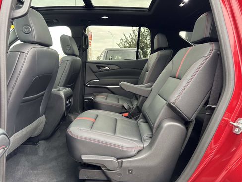 Used 2024 Chevrolet Traverse RS w/ LPO, Floor Liner Package image 25