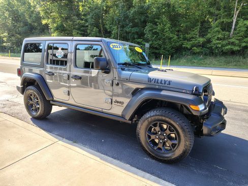 Certified 2022 Jeep Wrangler Unlimited Sport image 4