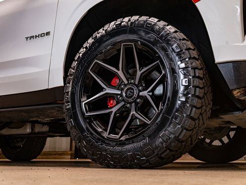 Used 2021 Chevrolet Tahoe High Country image 12