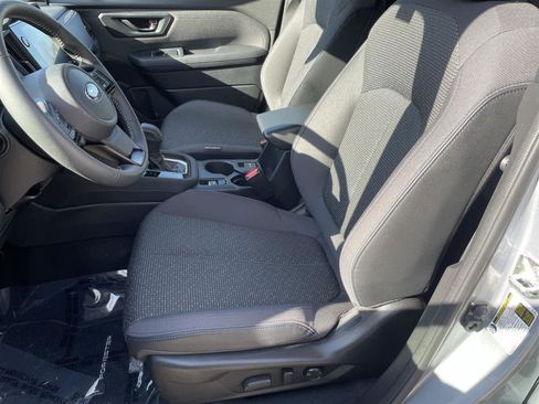 Certified 2025 Subaru Forester Premium w/ Convenience Package #2 image 12