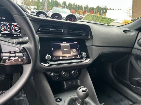 Used 2024 Nissan Z Sport w/ Floor Mat Package image 23