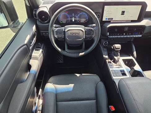 Used 2025 Toyota Land Cruiser AWD/4WD image 12