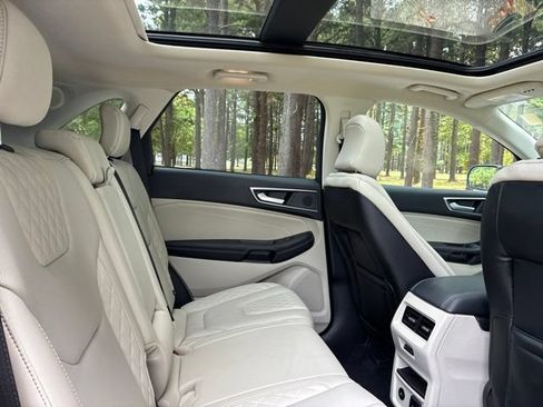 Used 2024 Ford Edge Titanium w/ Titanium Elite Package AWD/4WD image 22