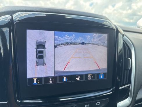 Used 2023 Chevrolet Traverse High Country w/ LPO, Floor Liner Package FWD image 18