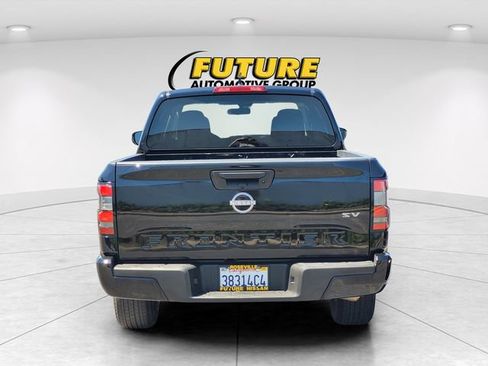 Certified 2023 Nissan Frontier SV RWD image 8