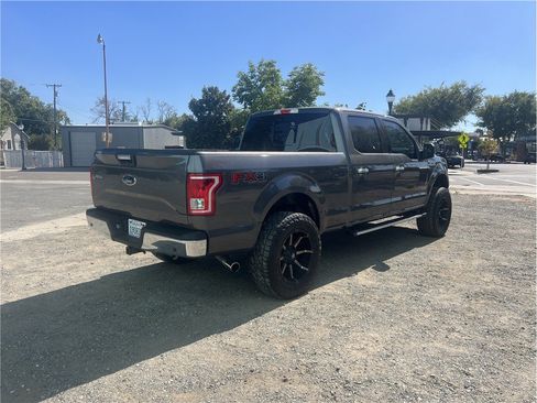 Used 2017 Ford F150 XLT w/ Equipment Group 302A Luxury AWD/4WD image 7