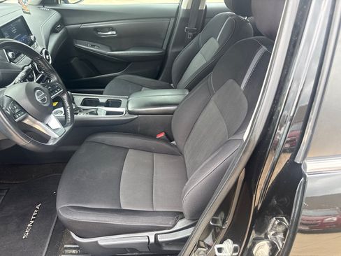 Used 2021 Nissan Sentra SV FWD image 16