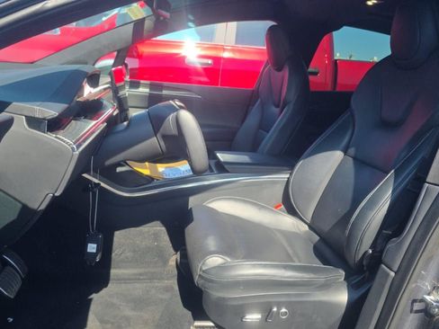 Used 2022 Tesla Model X Plaid AWD/4WD image 3
