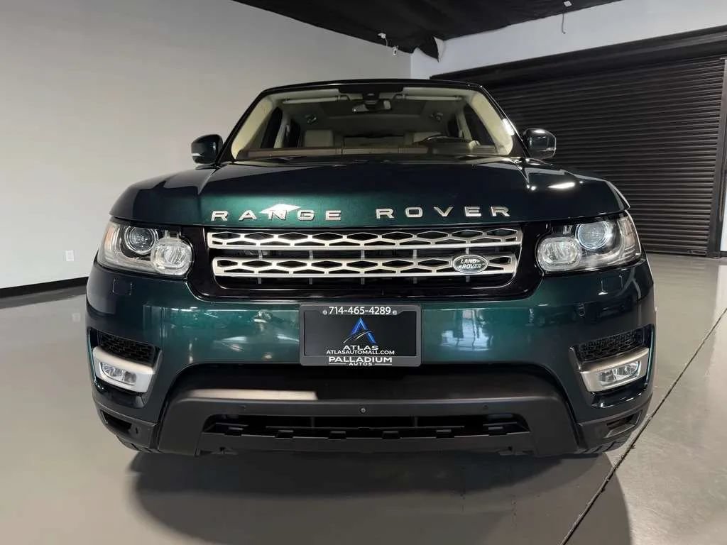 Used 2016 Land Rover Range Rover Sport HSE AWD/4WD image 2