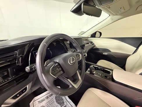 Used 2023 Lexus RX 350 FWD w/ Accessory Package (Z1) image 4
