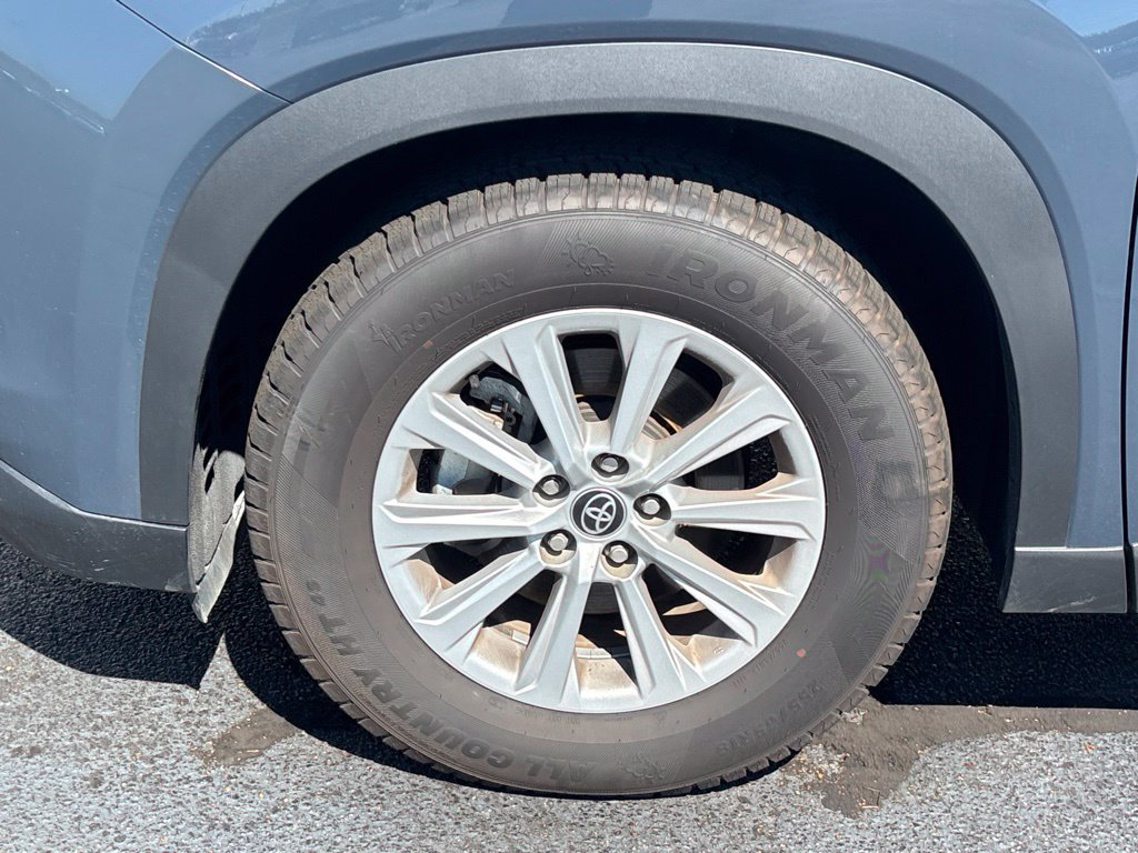 Used 2025 Toyota Grand Highlander FWD image 27