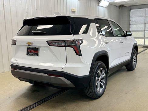 New 2026 Chevrolet Equinox LT image 5