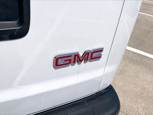 Certified 2025 GMC Savana 2500 w/ Driver Convenience Package RWD image 9