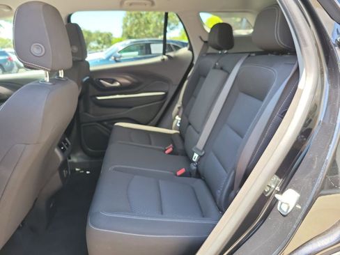 Certified 2022 GMC Terrain SLE w/ Driver Convenience Package AWD/4WD image 15