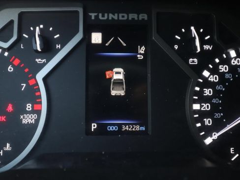Used 2025 Toyota Tundra SR5 AWD/4WD image 20