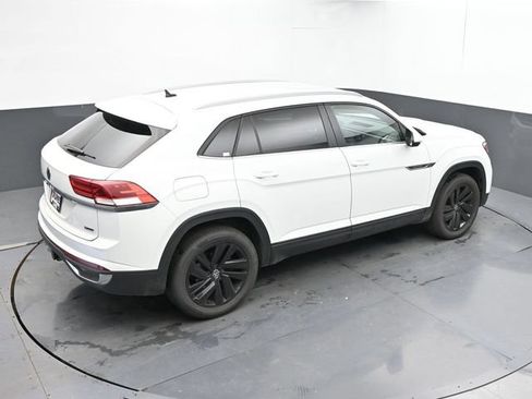Used 2022 Volkswagen Atlas Cross Sport SE AWD/4WD image 13