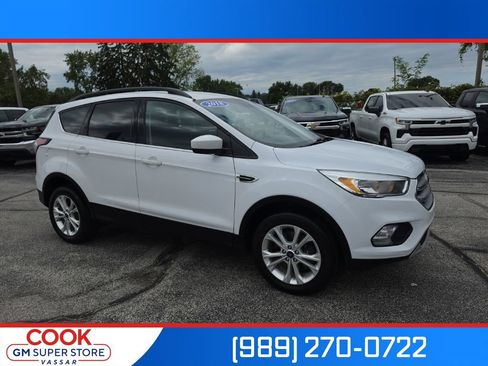 Used 2018 Ford Escape SE AWD/4WD image 1