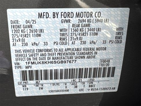 Used 2025 Ford Explorer ST-Line w/ Premium Package image 32