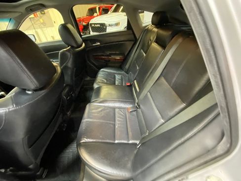 Used 2012 Honda Crosstour EX-L image 24