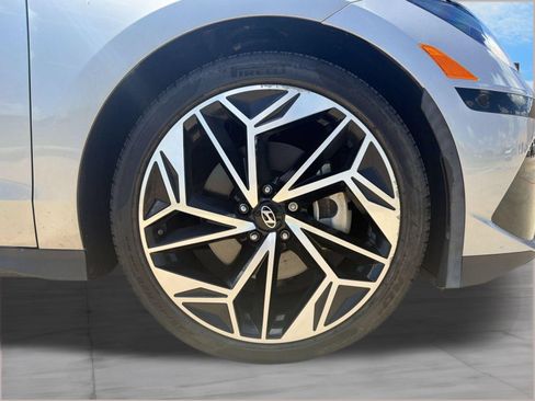 Certified 2024 Hyundai Ioniq 6 Limited AWD/4WD image 12