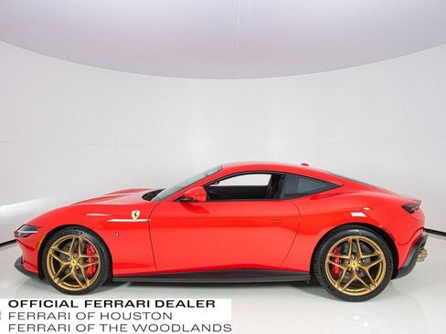 Used 2022 Ferrari Roma image 8