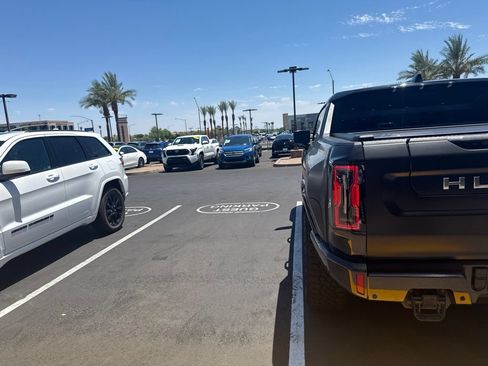Used 2023 GMC Hummer EV Edition 1 AWD/4WD image 3