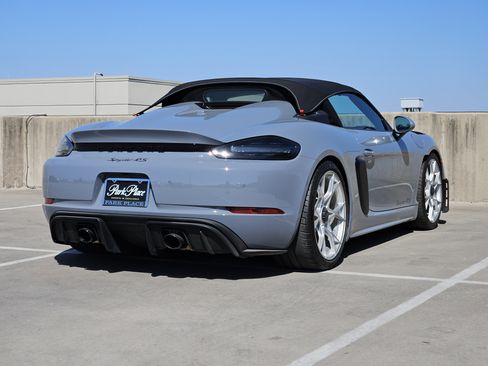 Used 2025 Porsche 718 Boxster Spyder RS image 8